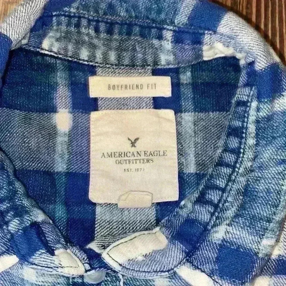 Women’s American Eagle Boyfriend Fit flannel size small - Picture 2 of 5